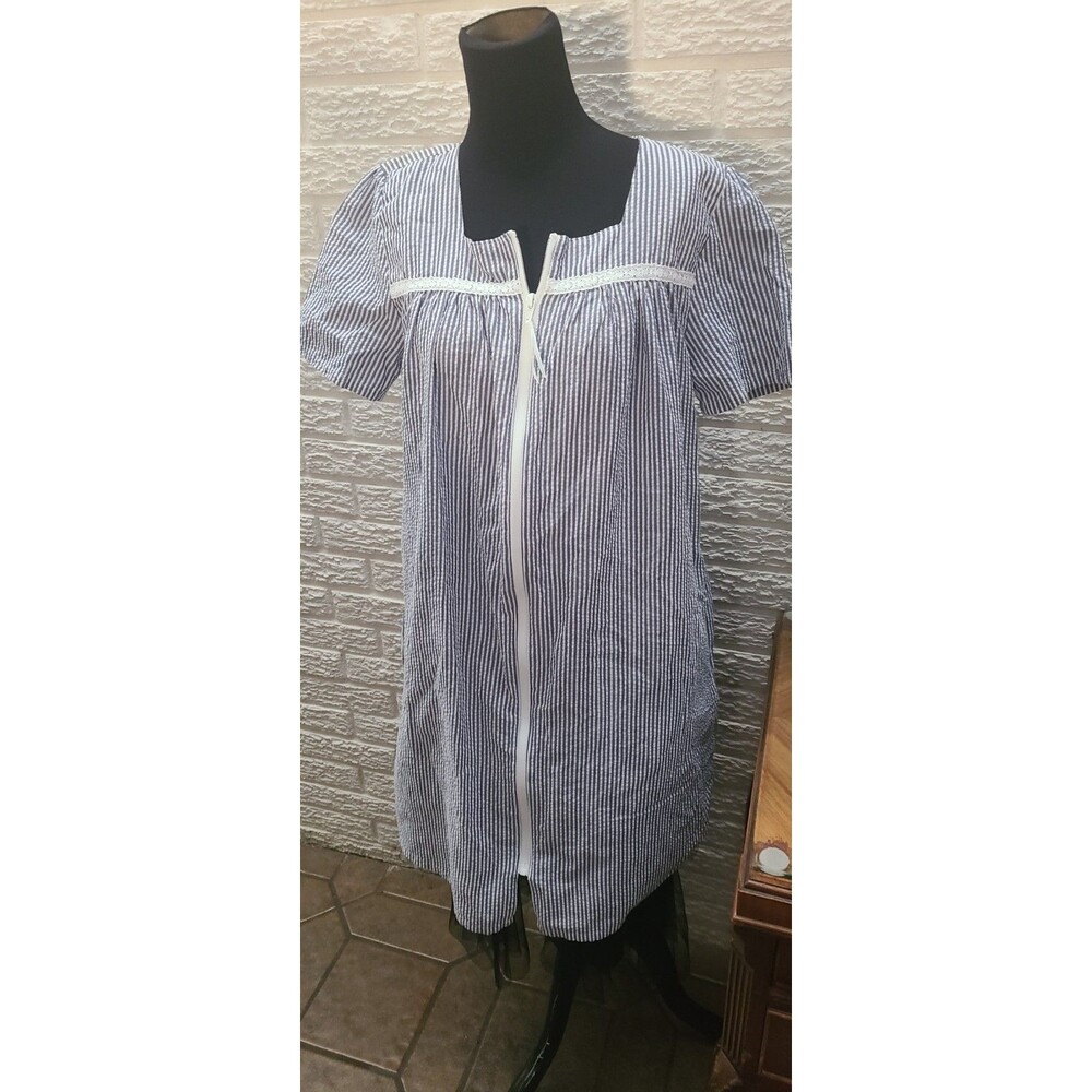 Croft $ Barrow Grey SEERSUCKER HOUSE DRESS ROBE S  Full Zip Pockets